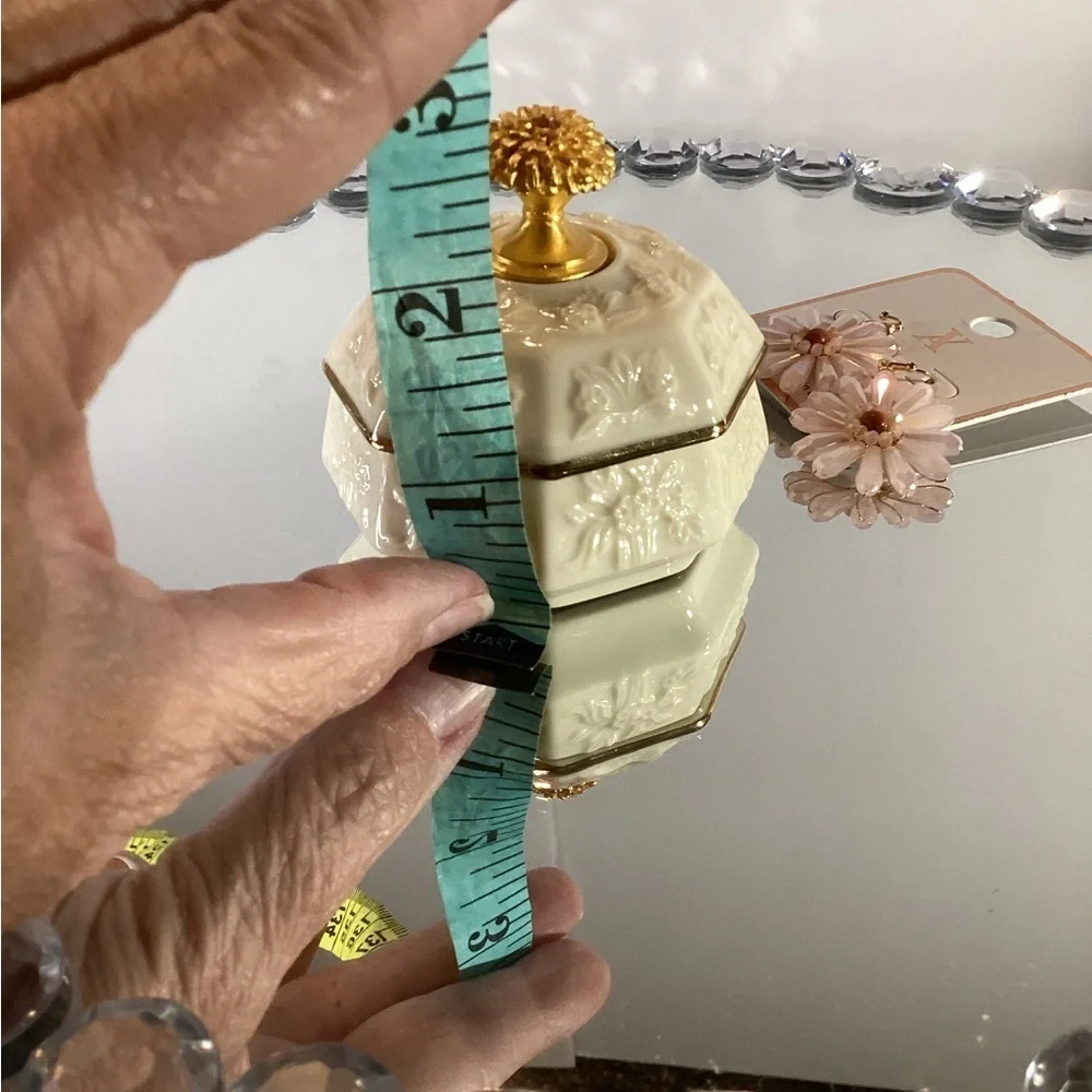 Lenox add touch